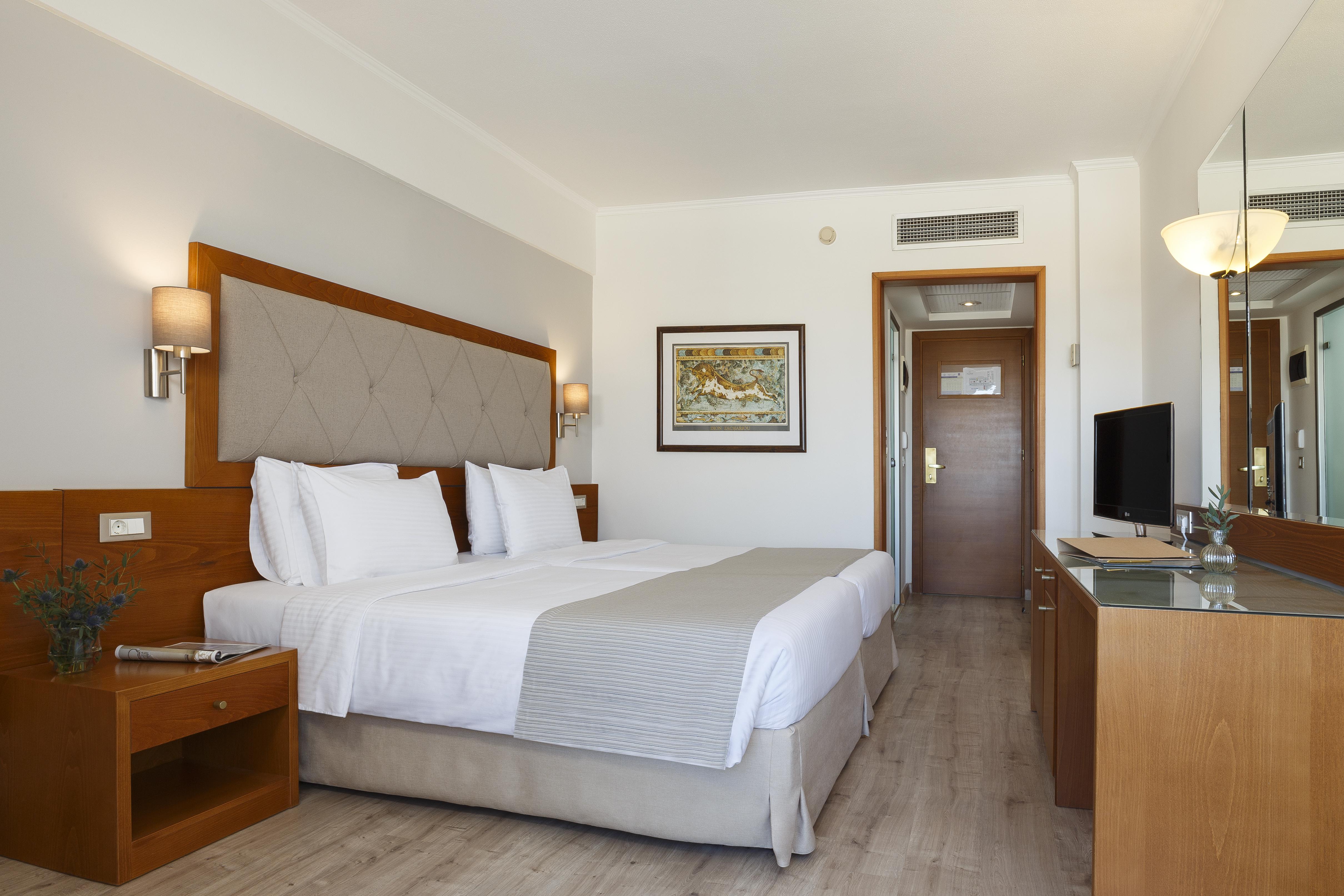 Best Western Plus Hotel Plaza Rhodes City Екстериор снимка
