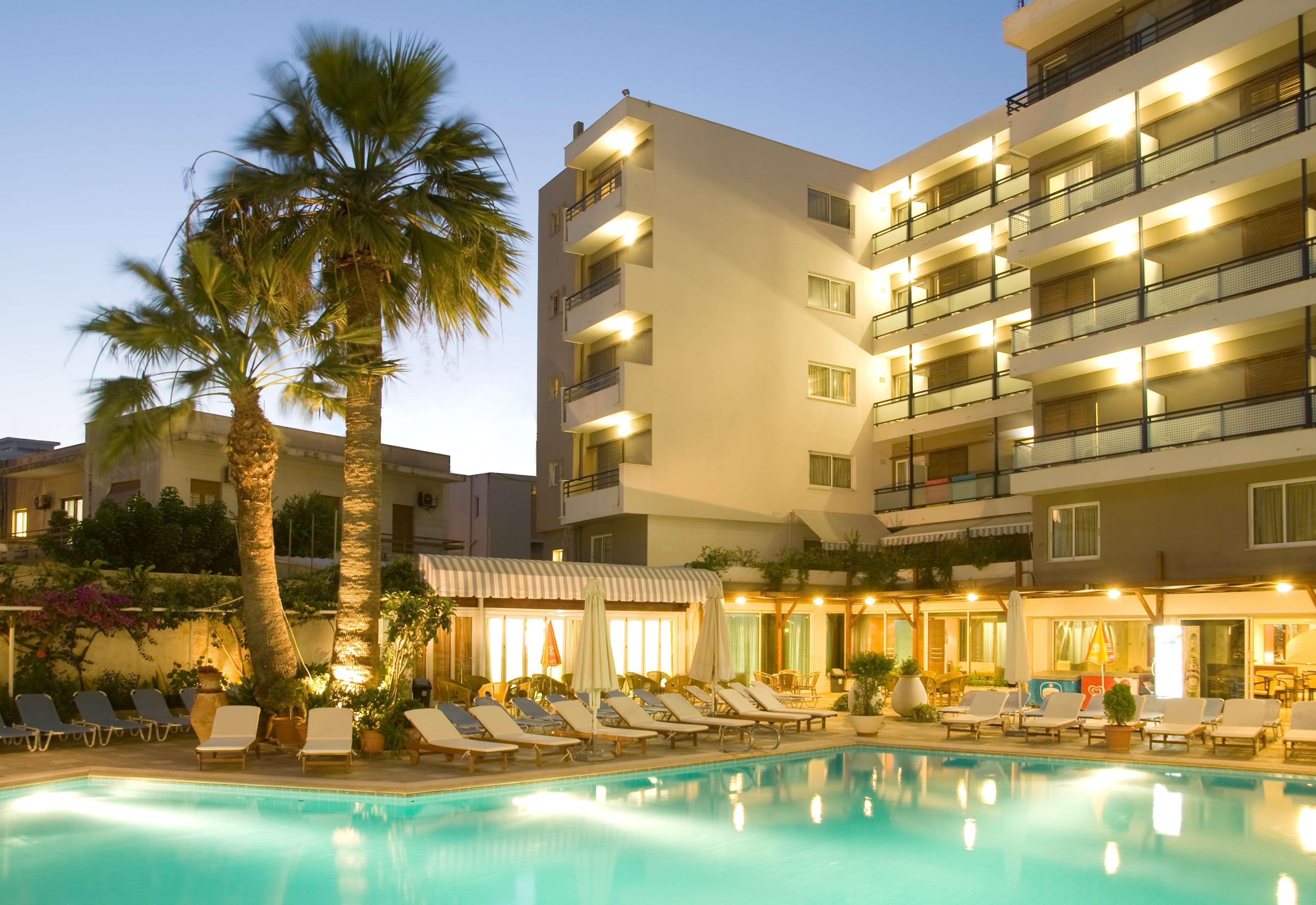 Best Western Plus Hotel Plaza Rhodes City Екстериор снимка
