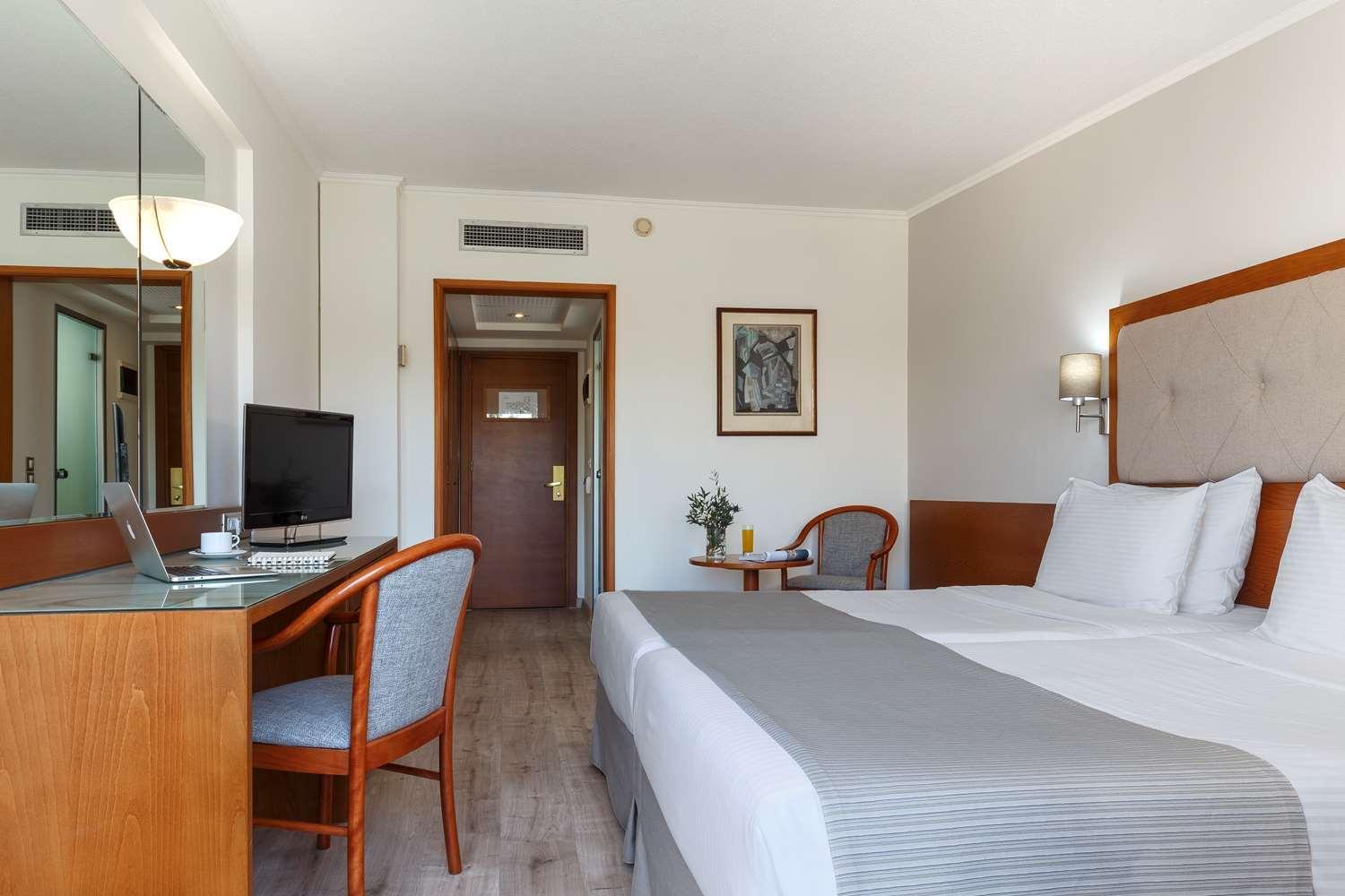 Best Western Plus Hotel Plaza Rhodes City Екстериор снимка