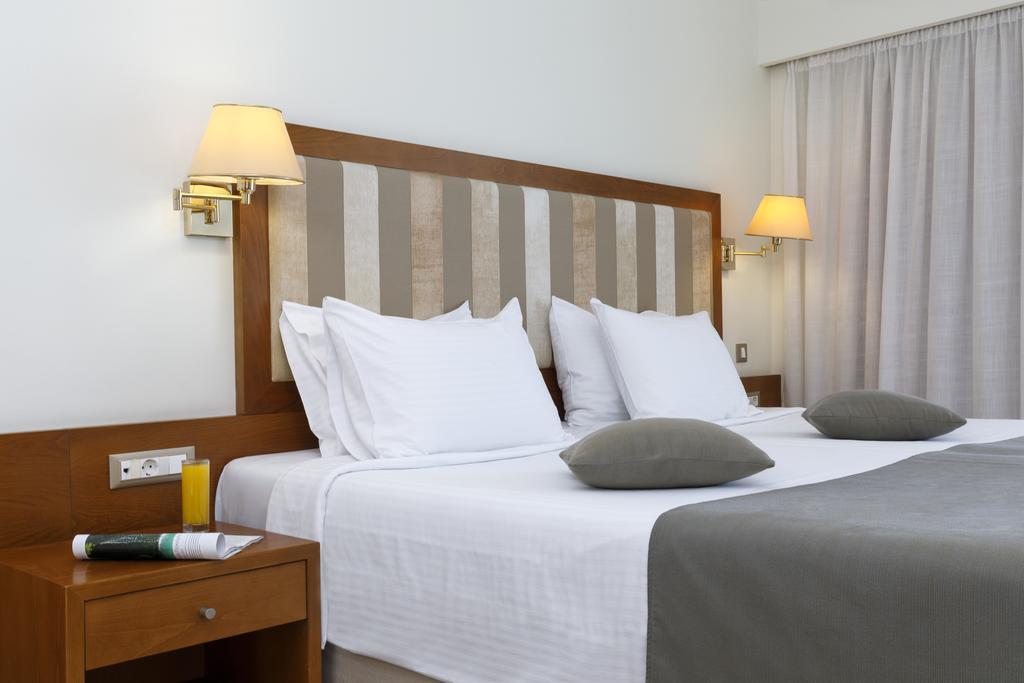 Best Western Plus Hotel Plaza Rhodes City Екстериор снимка