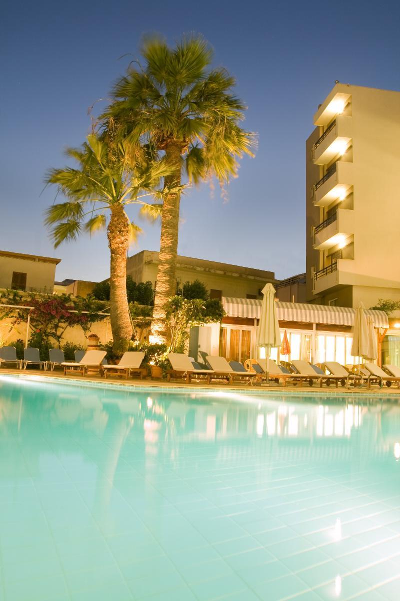 Best Western Plus Hotel Plaza Rhodes City Съоръжения снимка